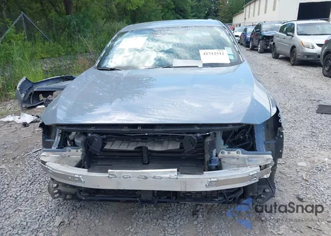 2022 Honda Accord Hybrid Sport z USA, uszkodzony, nr VIN 1HGCV3F20NA045516